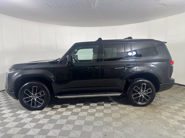 Used 2024 Lexus GX 550 w/ Accessory Package (2T) AWD/4WD image 5