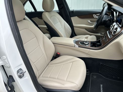 Used 2019 Mercedes-Benz C 300 Sedan image 47