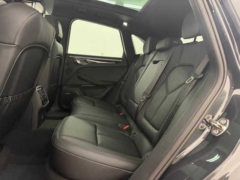 New 2026 Porsche Macan AWD/4WD image 18