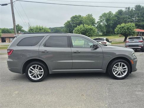 Used 2025 Dodge Durango GT AWD/4WD image 4