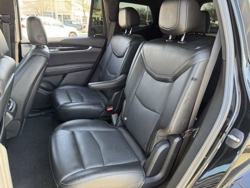 Used 2023 Cadillac XT6 Premium Luxury image 30