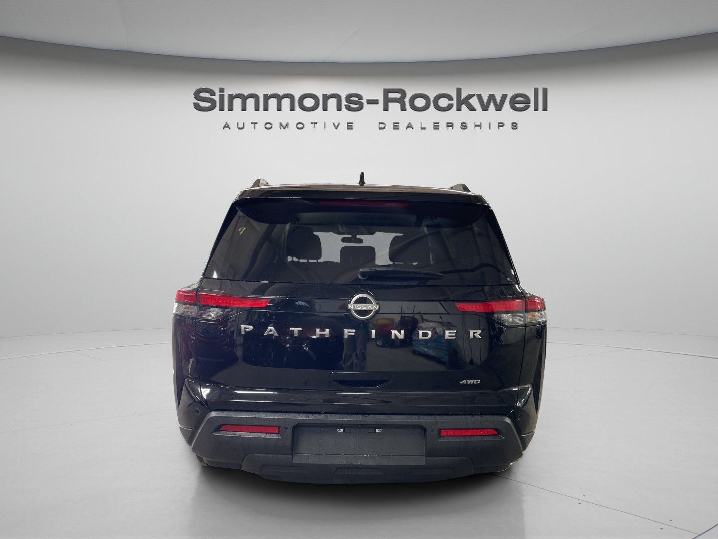 Used 2025 Nissan Pathfinder SV AWD/4WD image 4