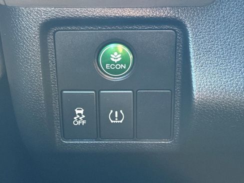 Used 2018 Honda HR-V EX-L image 31