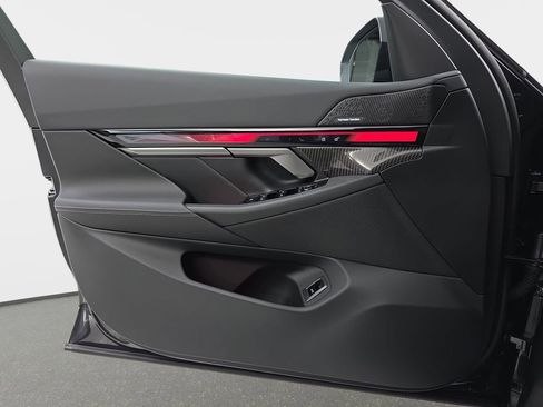 New 2026 BMW 540i xDrive AWD/4WD image 26