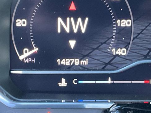 Used 2025 GMC Sierra 1500 SLT image 20