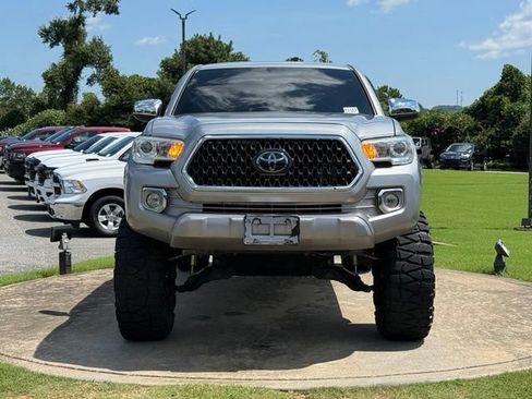 Used 2019 Toyota Tacoma SR w/ SR Convenience Package RWD image 2