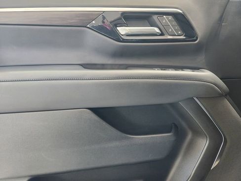 Certified 2025 Chevrolet Tahoe Z71 AWD/4WD image 7