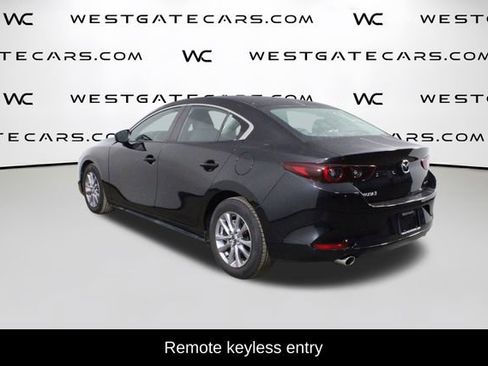 Used 2022 MAZDA MAZDA3 Sedan image 5