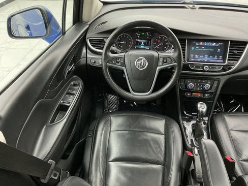 Used 2018 Buick Encore Essence FWD image 31