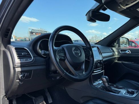 Used 2019 Jeep Grand Cherokee Limited X image 14