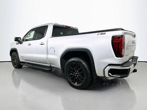Used 2022 GMC Sierra 1500 Elevation w/ LPO, Elevation Black Package image 5