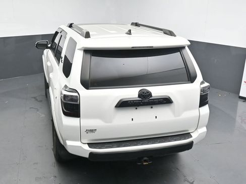 Used 2019 Toyota 4Runner TRD Off-Road Premium AWD/4WD image 15
