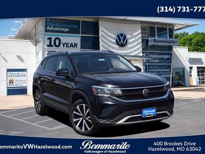 Certified 2023 Volkswagen Taos SE w/ Panoramic Sunroof Package