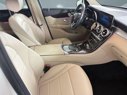 Used 2021 Mercedes-Benz GLC 300 image 30