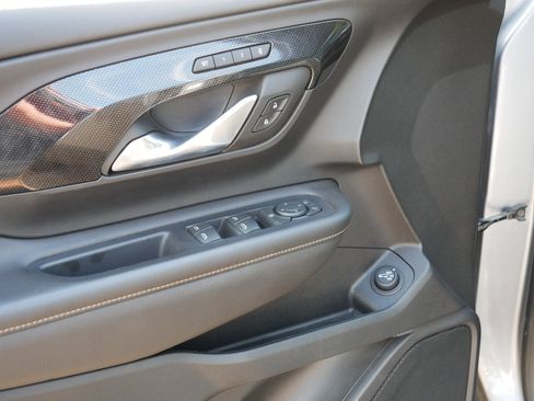 Used 2023 GMC Terrain AT4 AWD/4WD image 15