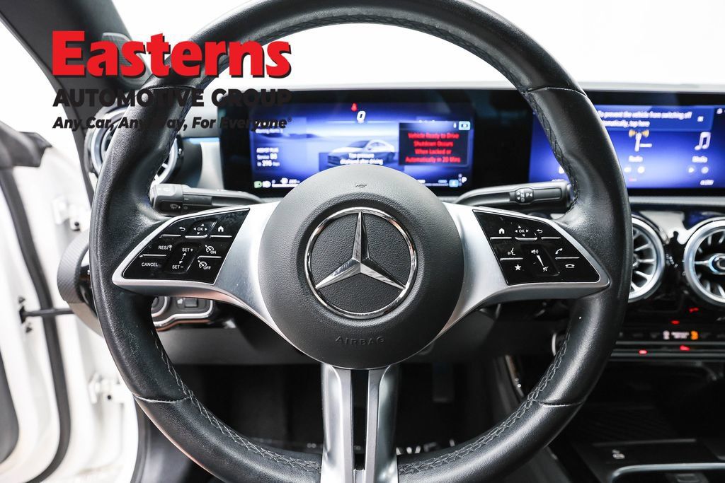 Used 2025 Mercedes-Benz CLA 250 image 10