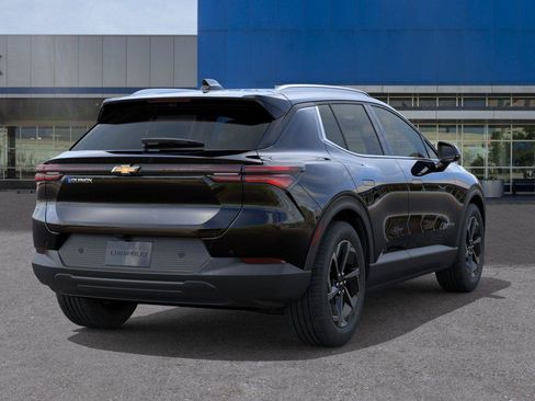 New 2026 Chevrolet Equinox EV LT FWD image 4