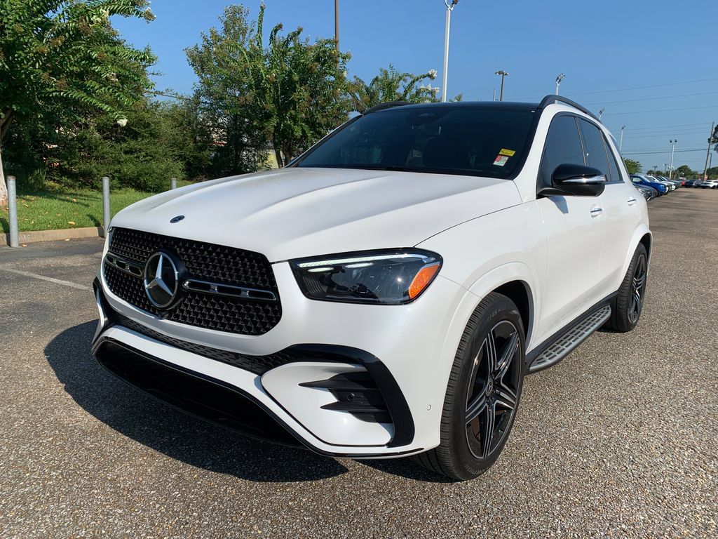 Used 2025 Mercedes-Benz GLE 350 4MATIC image 4