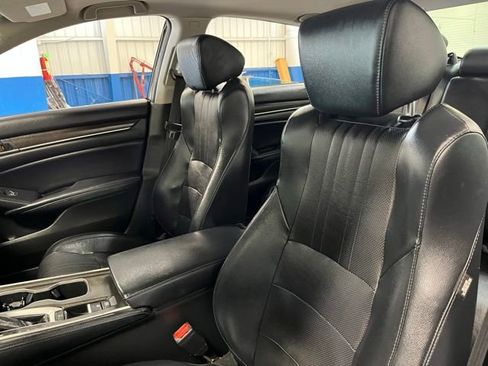 Used 2018 Honda Accord EX-L image 23