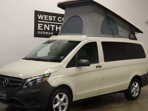 Used 2019 Mercedes-Benz Metris w/ Premium Safety Package image 1