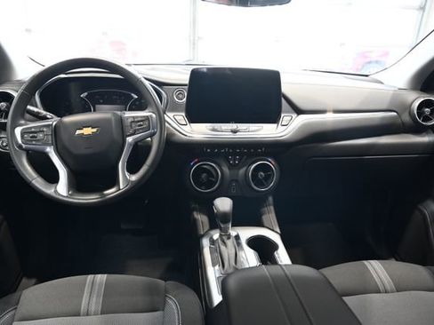 Used 2023 Chevrolet Blazer LT image 12
