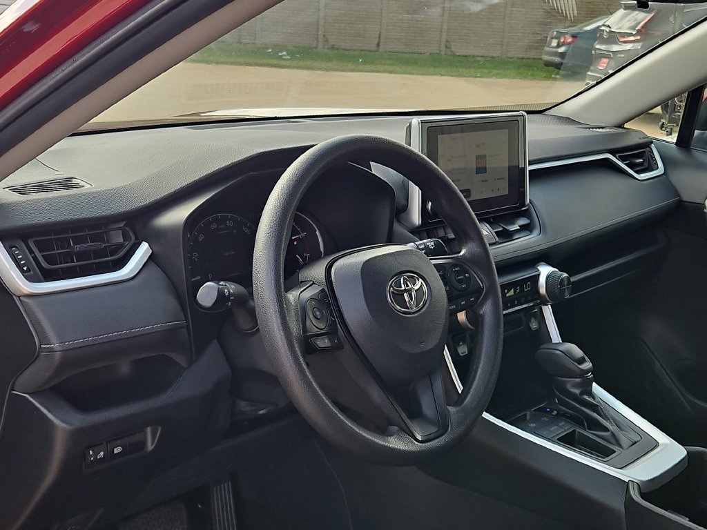 Used 2023 Toyota RAV4 XLE FWD image 13