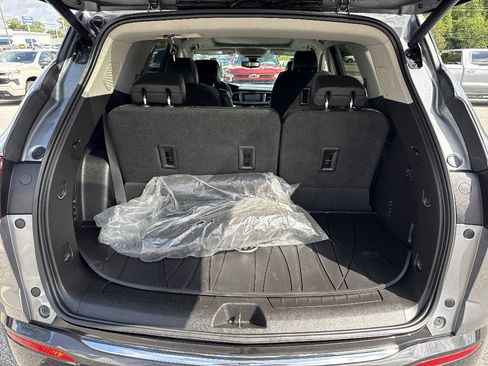 Used 2019 Buick Enclave Avenir w/ Avenir Technology Package AWD/4WD image 35