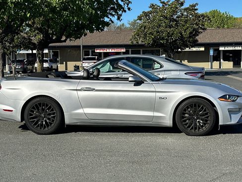 Used 2019 Ford Mustang GT Premium RWD image 2