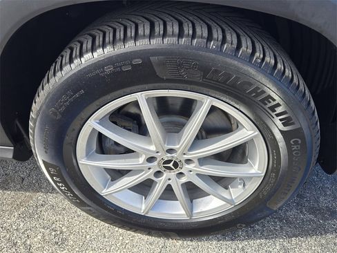 Used 2024 Mercedes-Benz GLE 450 4MATIC image 17