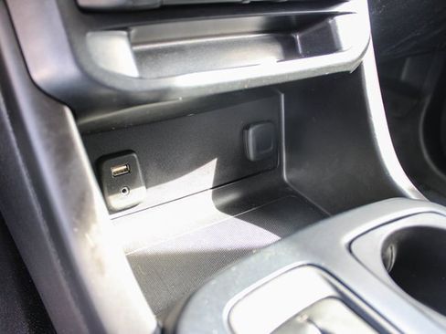 Used 2016 Chevrolet Colorado W/T w/ WT Convenience Package image 19