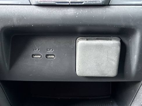 Used 2024 Chevrolet Traverse LT AWD/4WD image 19
