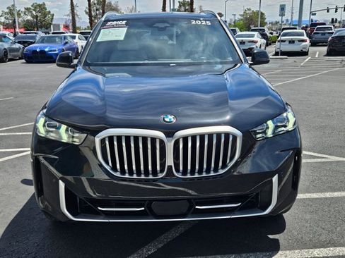 Certified 2025 BMW X5 xDrive40i AWD/4WD image 2