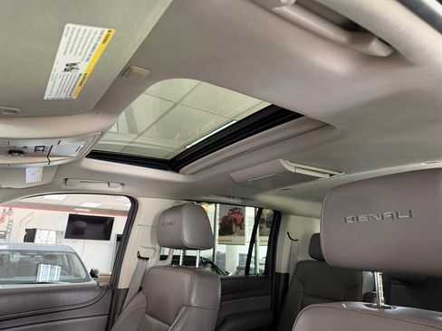 Used 2016 GMC Yukon XL Denali w/ Open Road Package AWD/4WD image 22