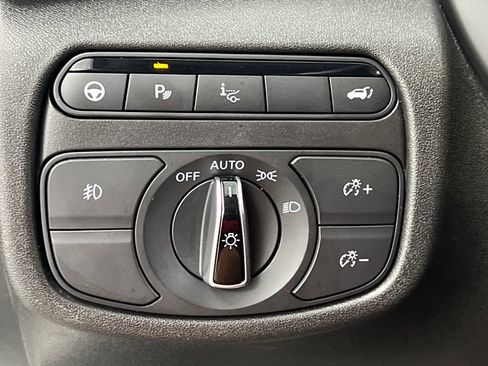 Used 2023 INFINITI QX50 Sensory w/ Accent Package FWD image 43