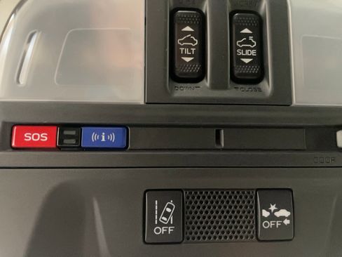 Used 2019 Subaru Crosstrek 2.0i Limited w/ Moonroof Package image 11