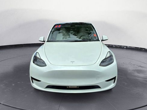 Used 2022 Tesla Model Y Performance AWD/4WD image 2