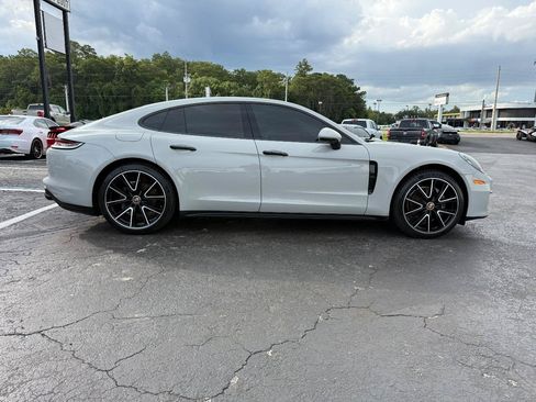 Used 2022 Porsche Panamera w/ Premium Package RWD image 8