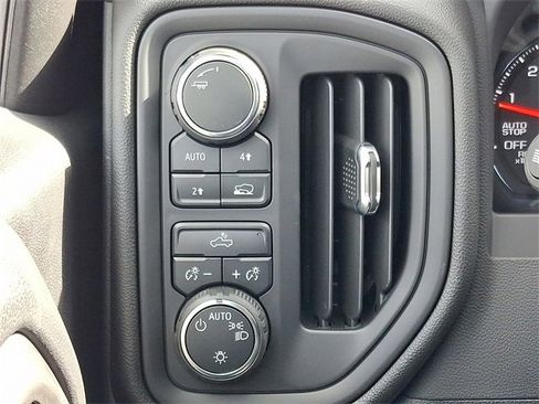 Certified 2025 Chevrolet Silverado 1500 Custom w/ Rally Edition image 21