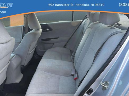 Used 2013 Honda Accord LX image 17