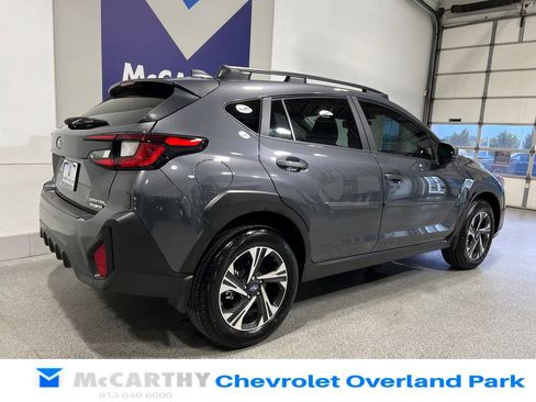 Used 2024 Subaru Crosstrek 2.0i Premium AWD/4WD image 5