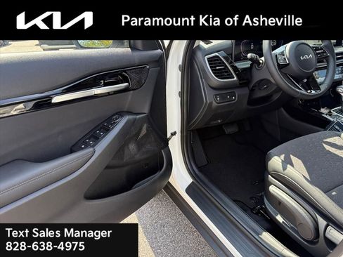 New 2026 Kia Seltos S image 15