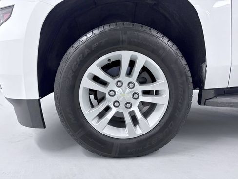 Used 2018 Chevrolet Tahoe LT AWD/4WD image 10