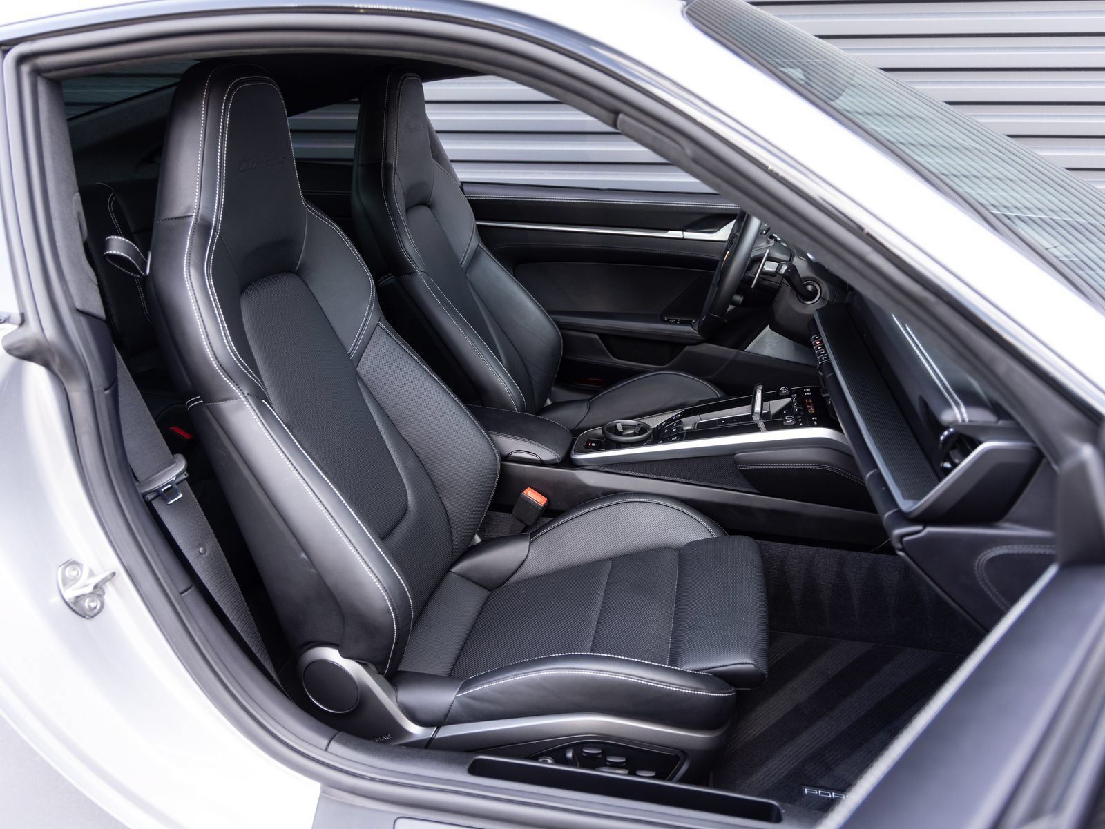 Certified 2024 Porsche 911 Turbo S AWD/4WD image 31