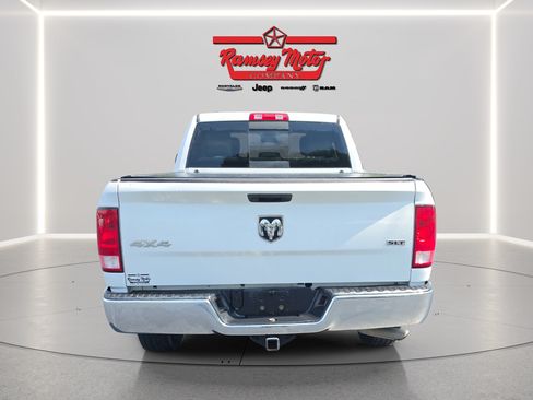 Used 2019 RAM 1500 Classic SLT AWD/4WD image 4