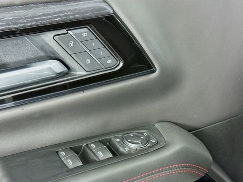 Used 2025 GMC Yukon AT4 Ultimate image 20