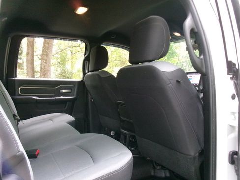 Used 2022 RAM 2500 Big Horn AWD/4WD image 31