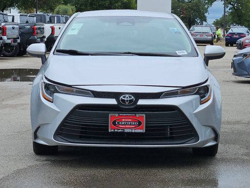Certified 2026 Toyota Corolla LE FWD image 8