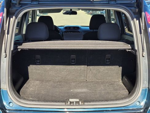 Used 2018 Kia Soul + FWD image 33