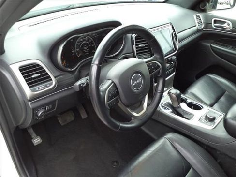 Used 2022 Jeep Grand Cherokee Limited image 6