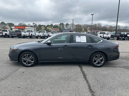 Used 2023 Honda Accord EX image 5